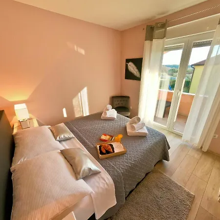 House Monte Cherpo بولا