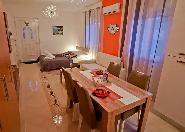 House Monte Cherpo *