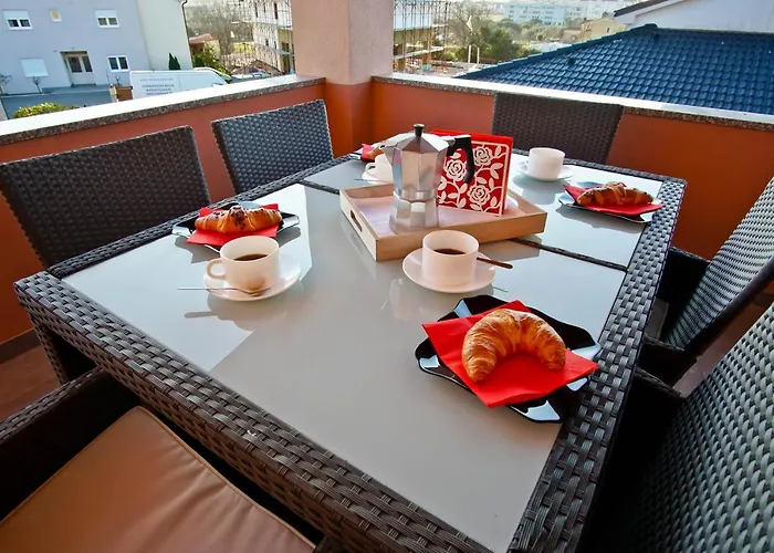 House Monte Cherpo 度假居 普拉