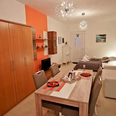 House Monte Cherpo Semesterbostad