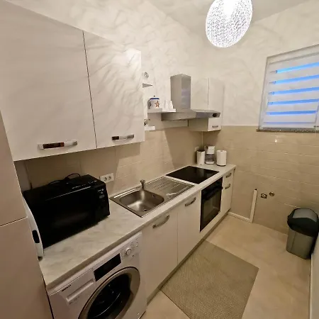 House Monte Cherpo Будинок відпочинку Пула