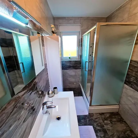 House Monte Cherpo Будинок відпочинку Пула