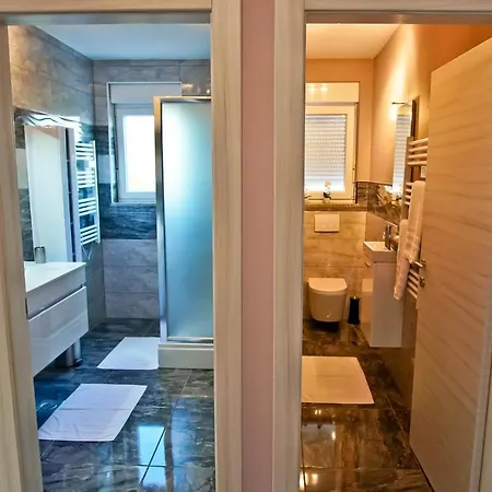 Semesterbostad House Monte Cherpo *