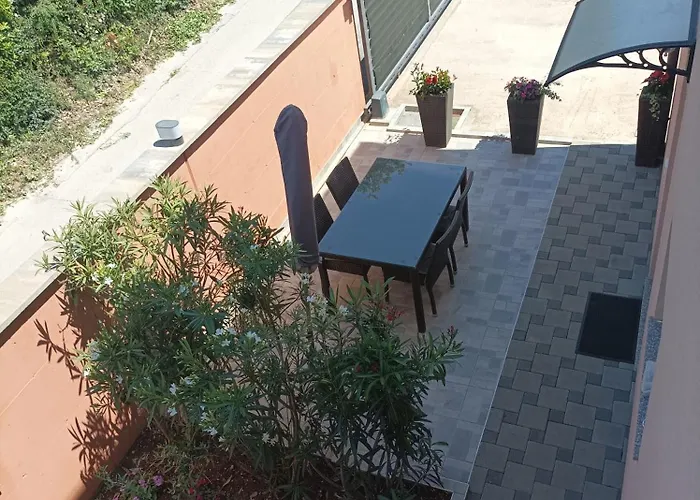 House Monte Cherpo Vikendica Pula