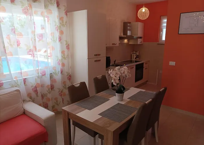 House Monte Cherpo *